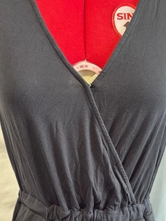 Black Sleeveless Wrap Romper - Picture 2 of 8